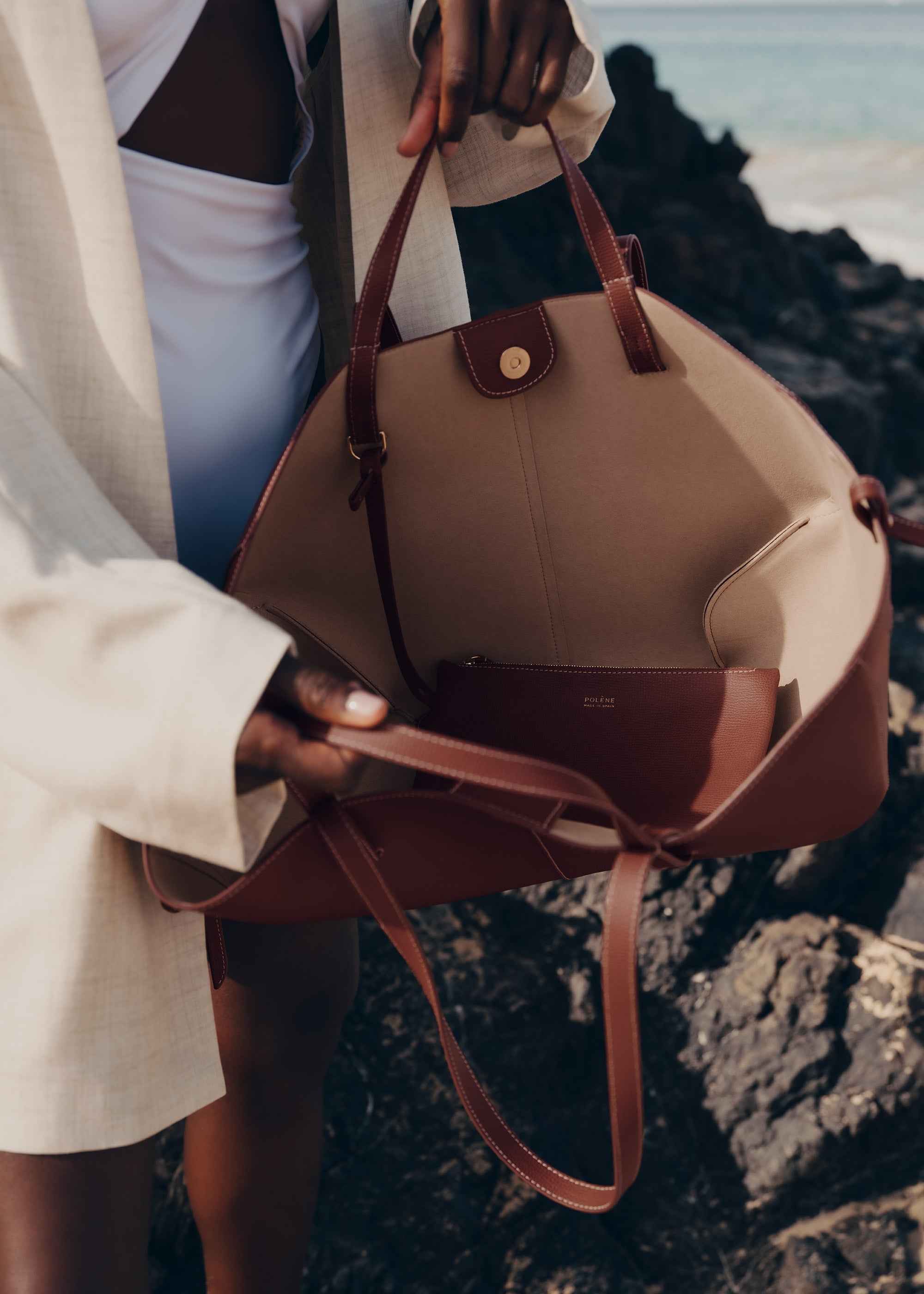 Cyme | WOMEN'S TEXTURED SCULPTURED MIDI CASUAL TOTE BAG