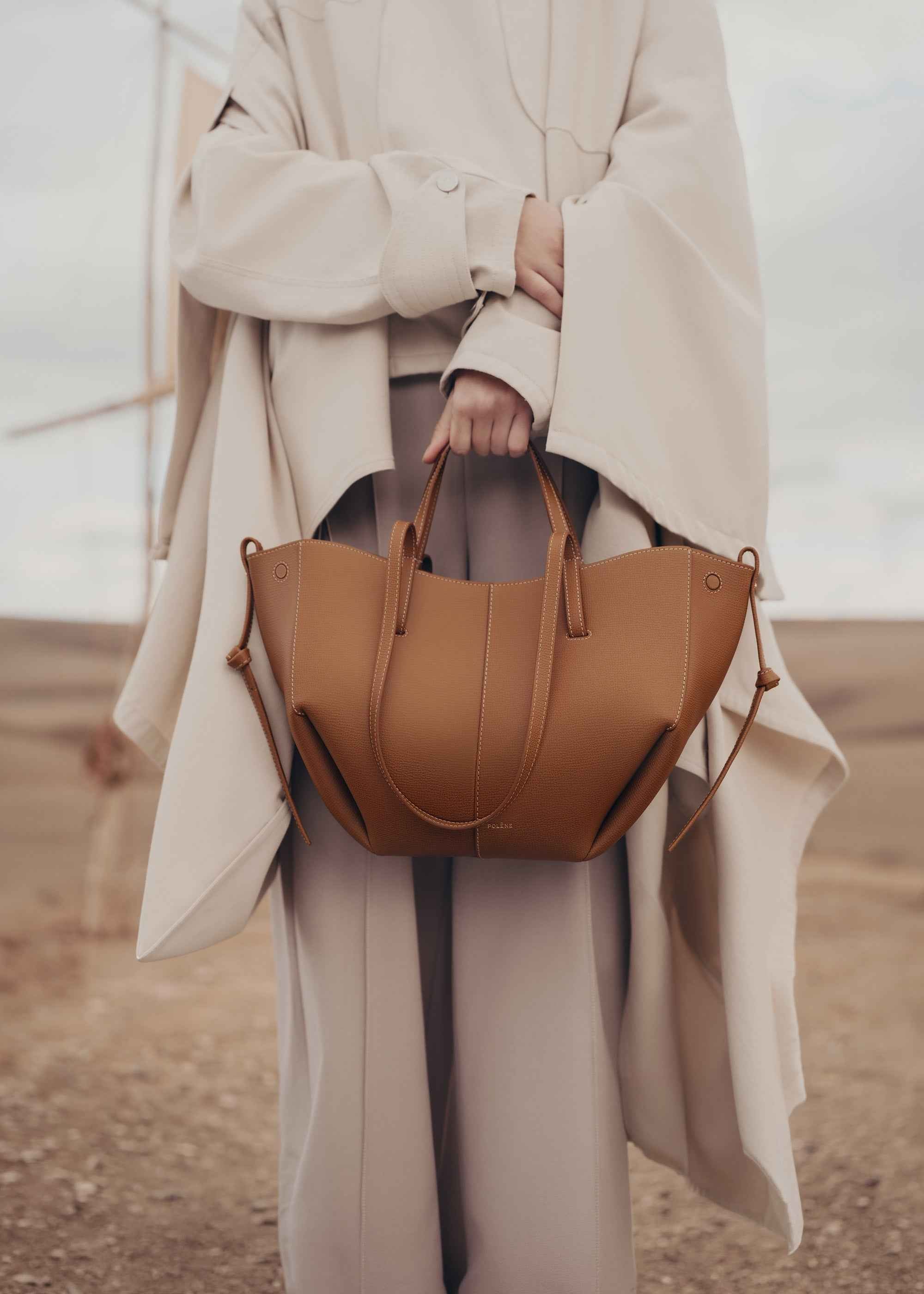 Cyme | WOMEN'S TEXTURED MINI CASUAL TOTE BAG