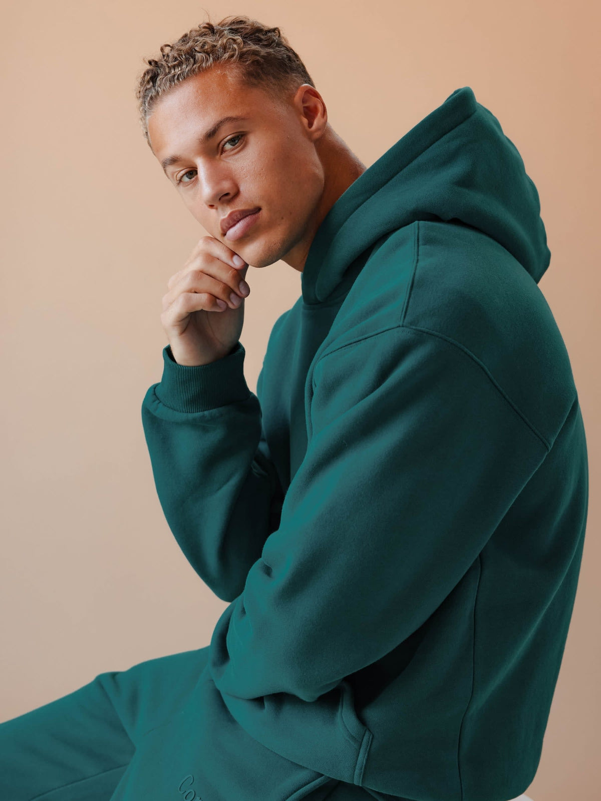 Minimalist Heavyweight Fleece Hoodie Mega