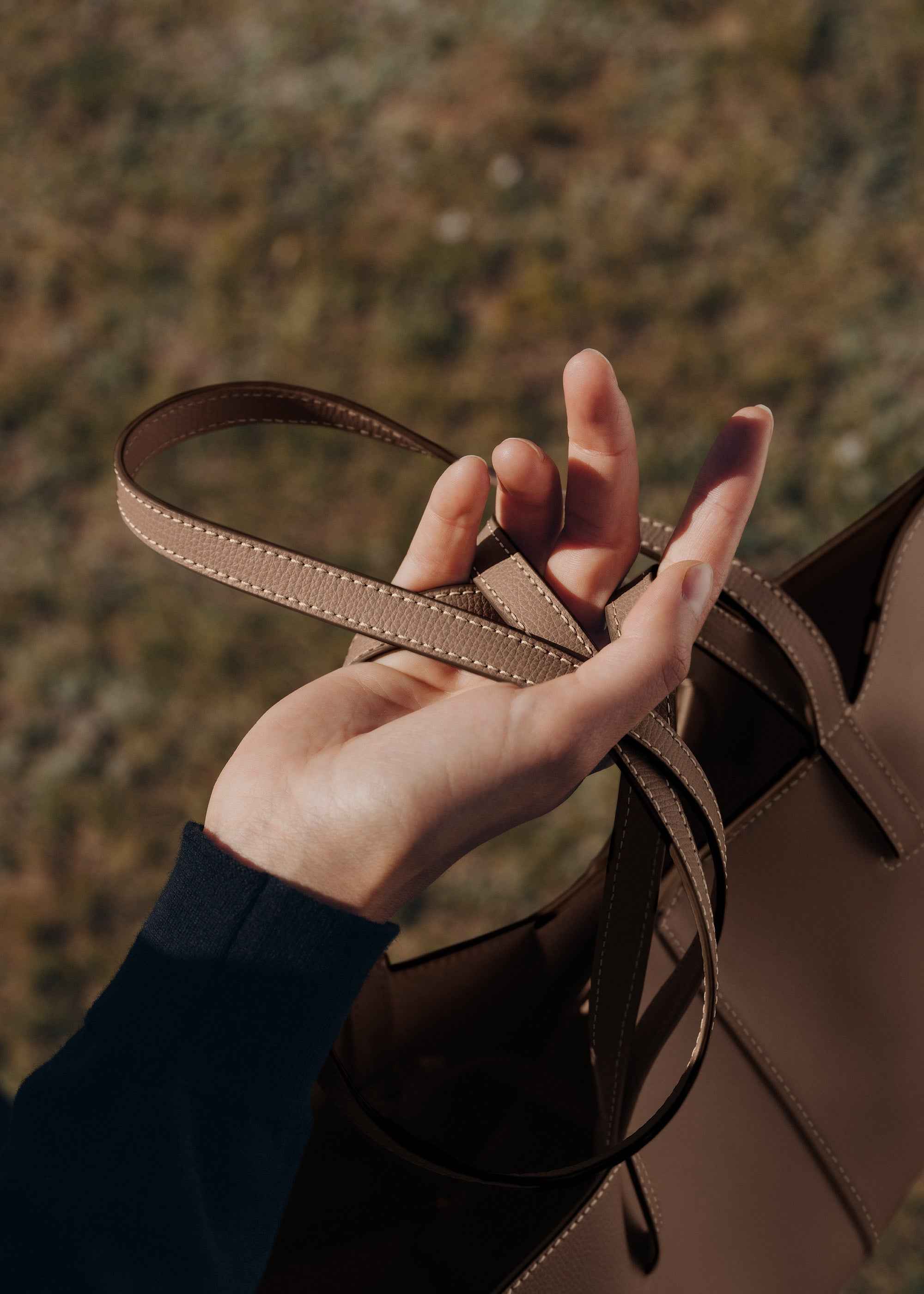 Cyme Mini | WOMEN'S TEXTURED FLORAL MINI CASUAL TOTE BAG