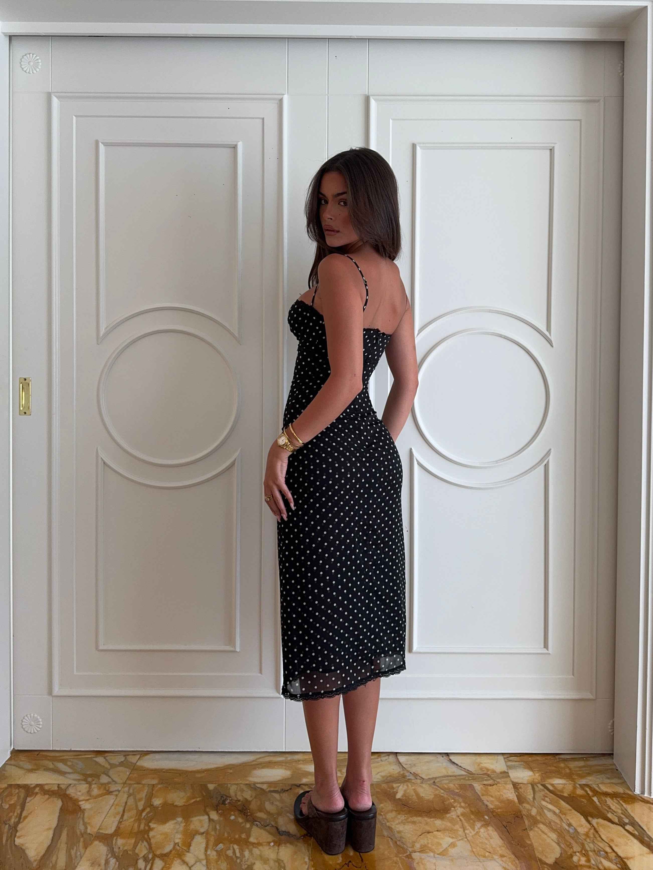 Delilah | LACE FITTED MIDI COCKTAIL PARTY DRESS