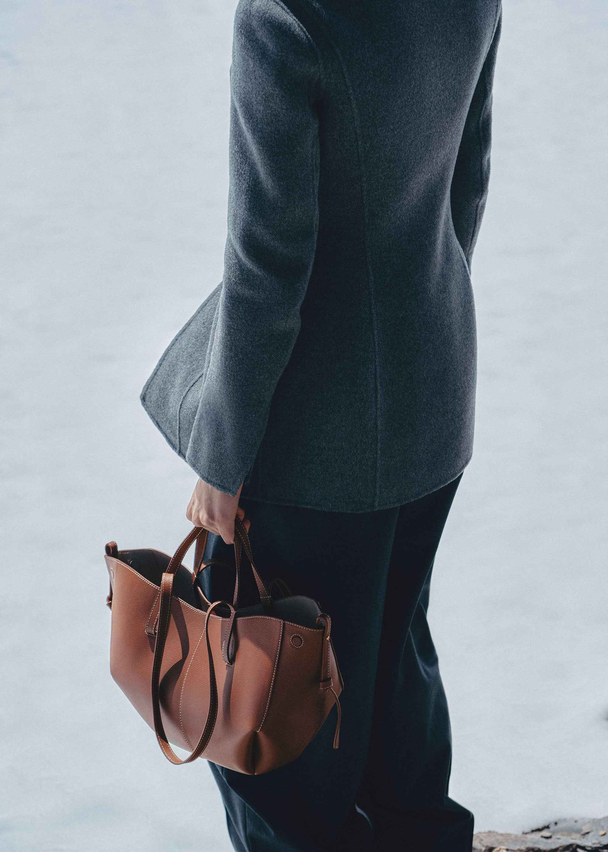 Cyme Mini | WOMEN'S TEXTURED SCULPTURED MINI CASUAL TOTE BAG