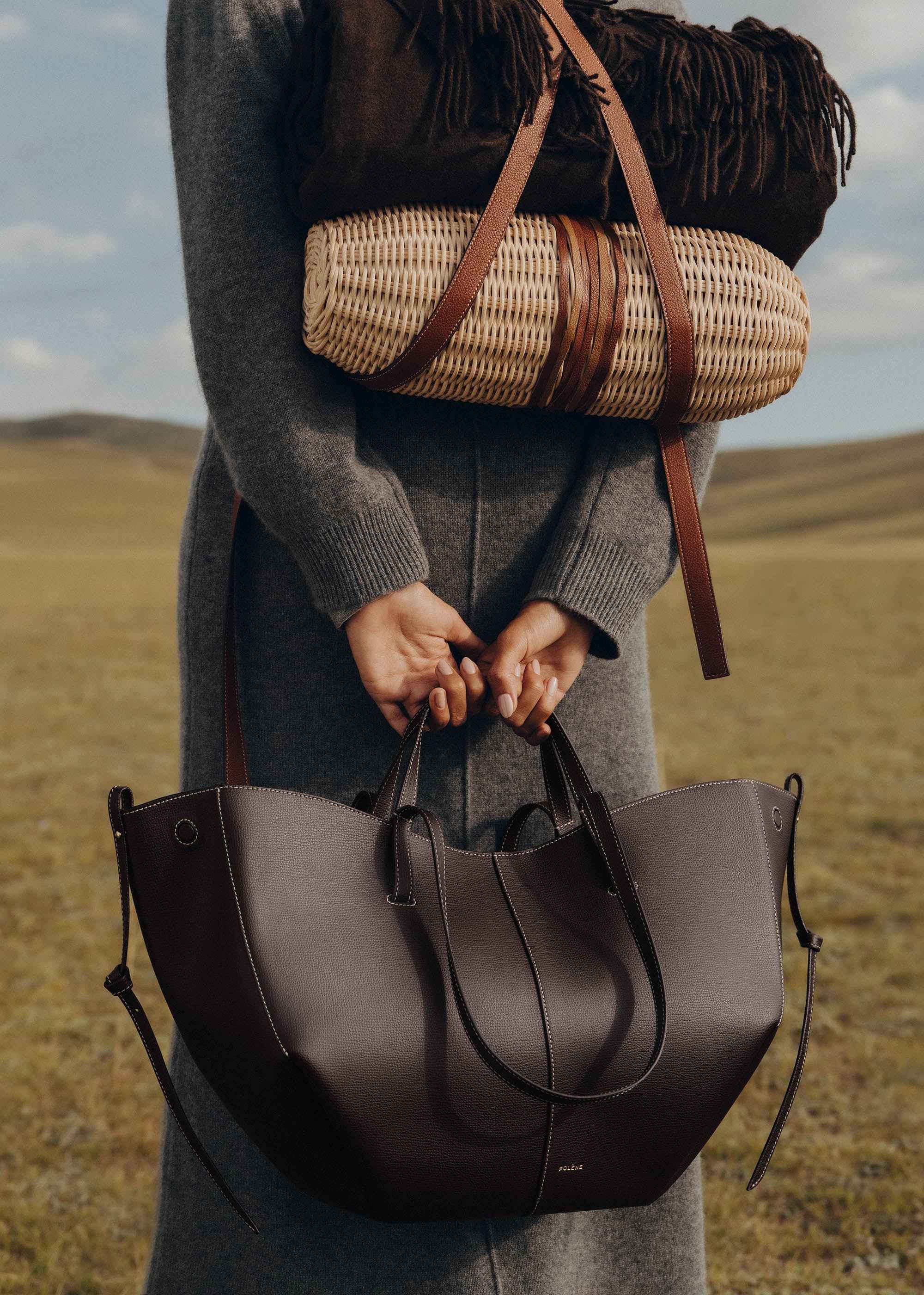 Cyme | WOMEN'S STRUCTURED TEXTURED MIDI CASUAL TOTE BAG