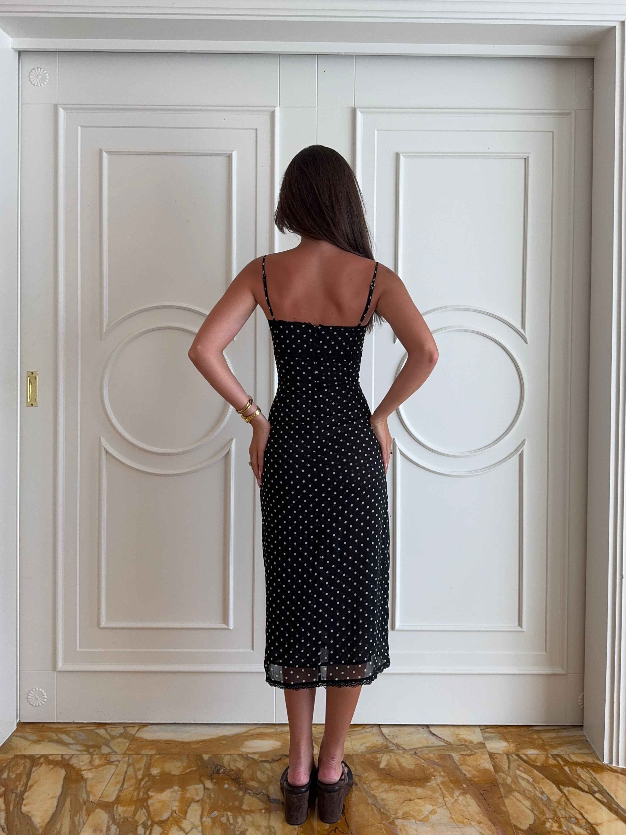 Delilah | LACE FITTED MIDI COCKTAIL PARTY DRESS