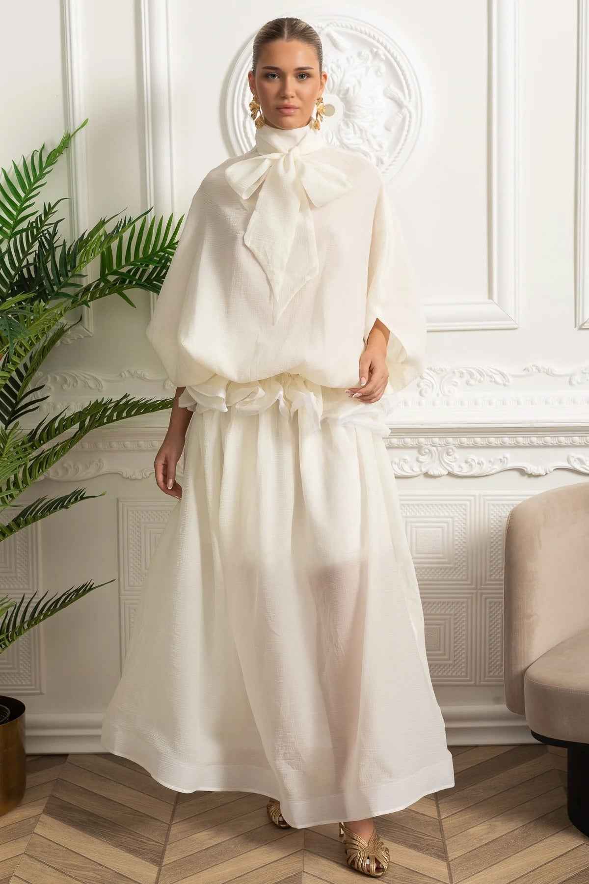 Ivoire | BOW COLLAR VOLUMINOUS MAXI FORMAL EVENING DRESS