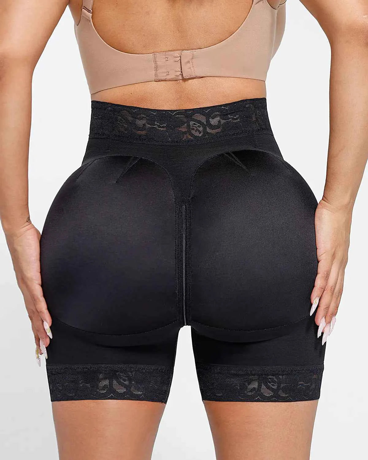 BOOT-YEAH™ AirSlim® Mid-Rise Shorts - Black Lace Compression