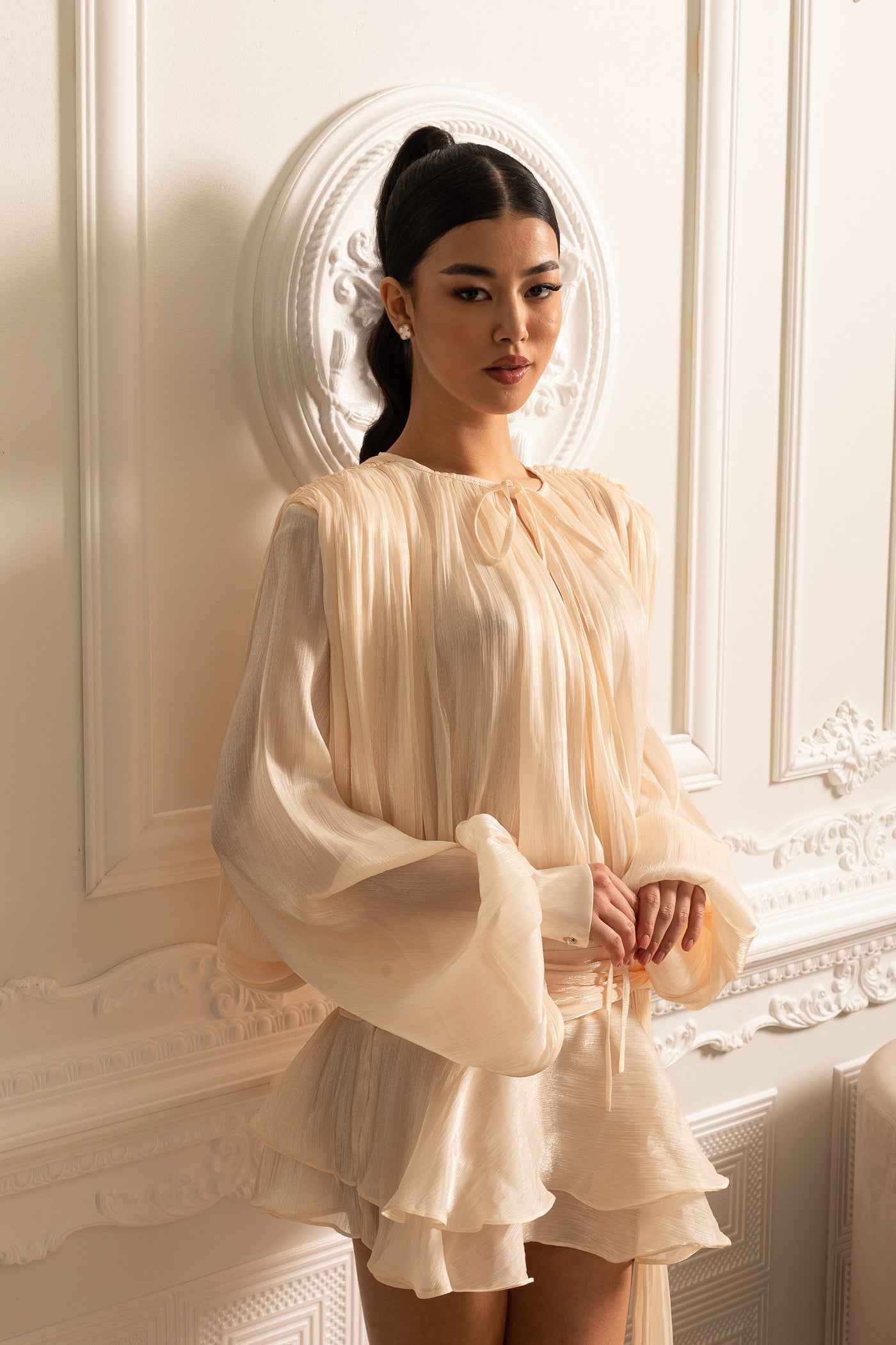 Draped Long-Sleeved Dress with Mini Skirt And Ruched Waistband - Ivoire