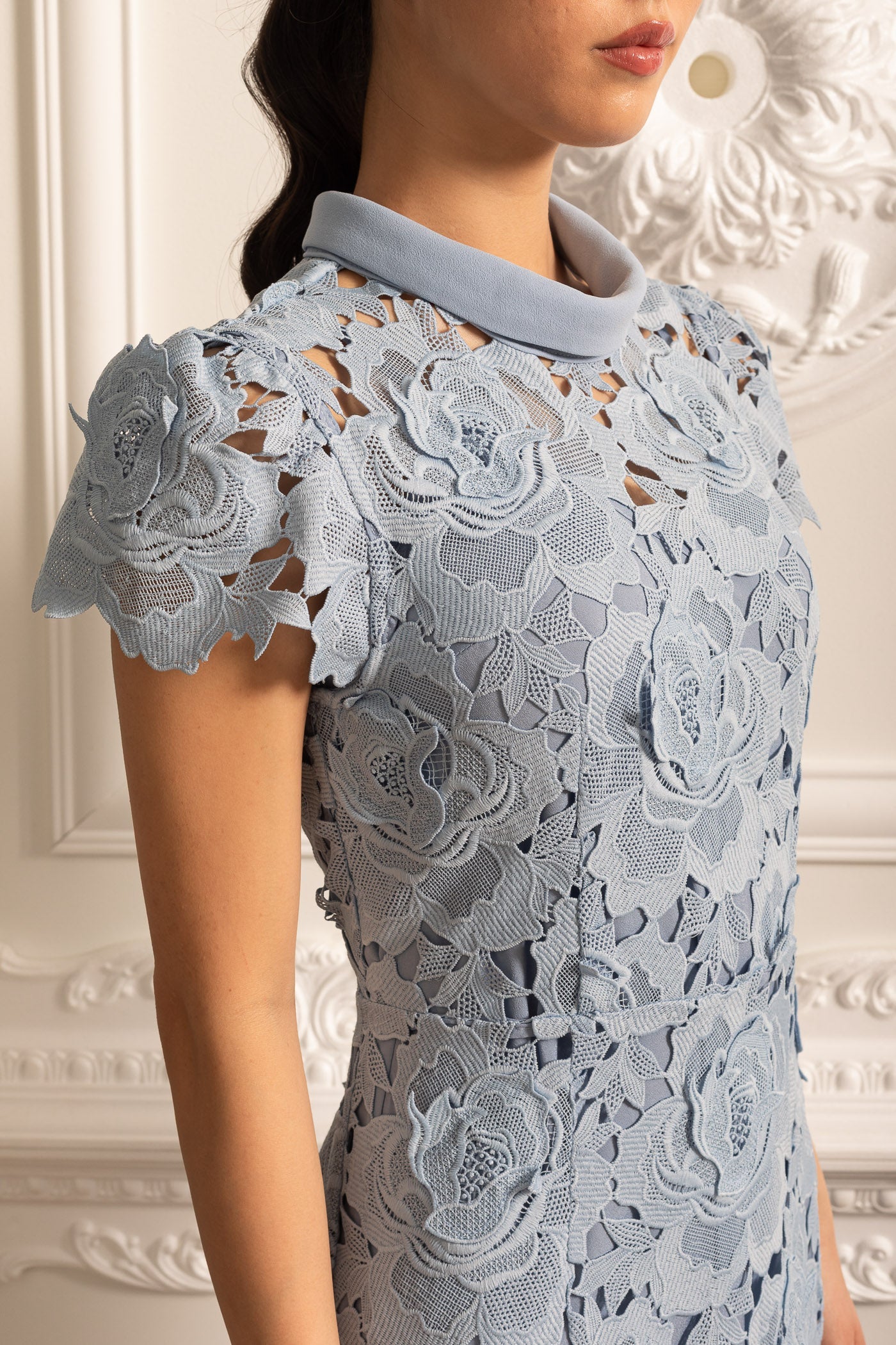 Floral Pattern Lace Dress With High Collar And Midi Skirt - Blue - ICYBOO