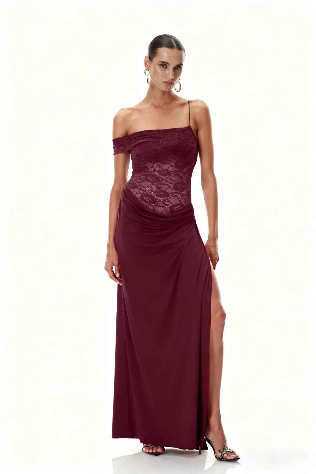 Emily | Women's Elegant Lace Maxi Summer Dress