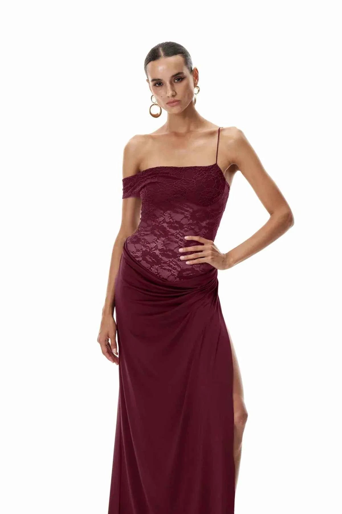 Emily | Women's Elegant Lace Maxi Summer Dress