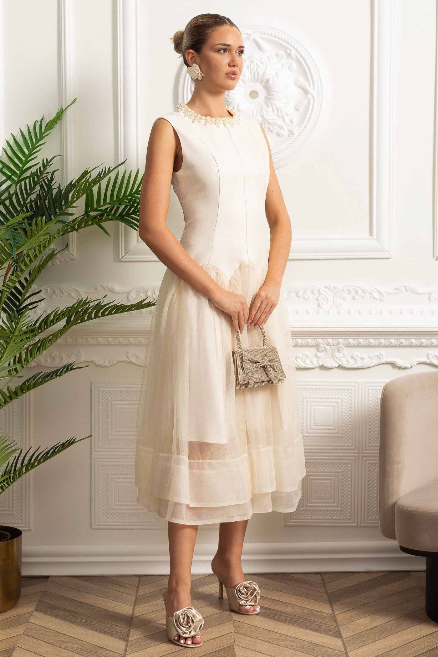 Ivoire | SLEEVELESS FITTED MIDI PARTY COCKTAIL DRESS
