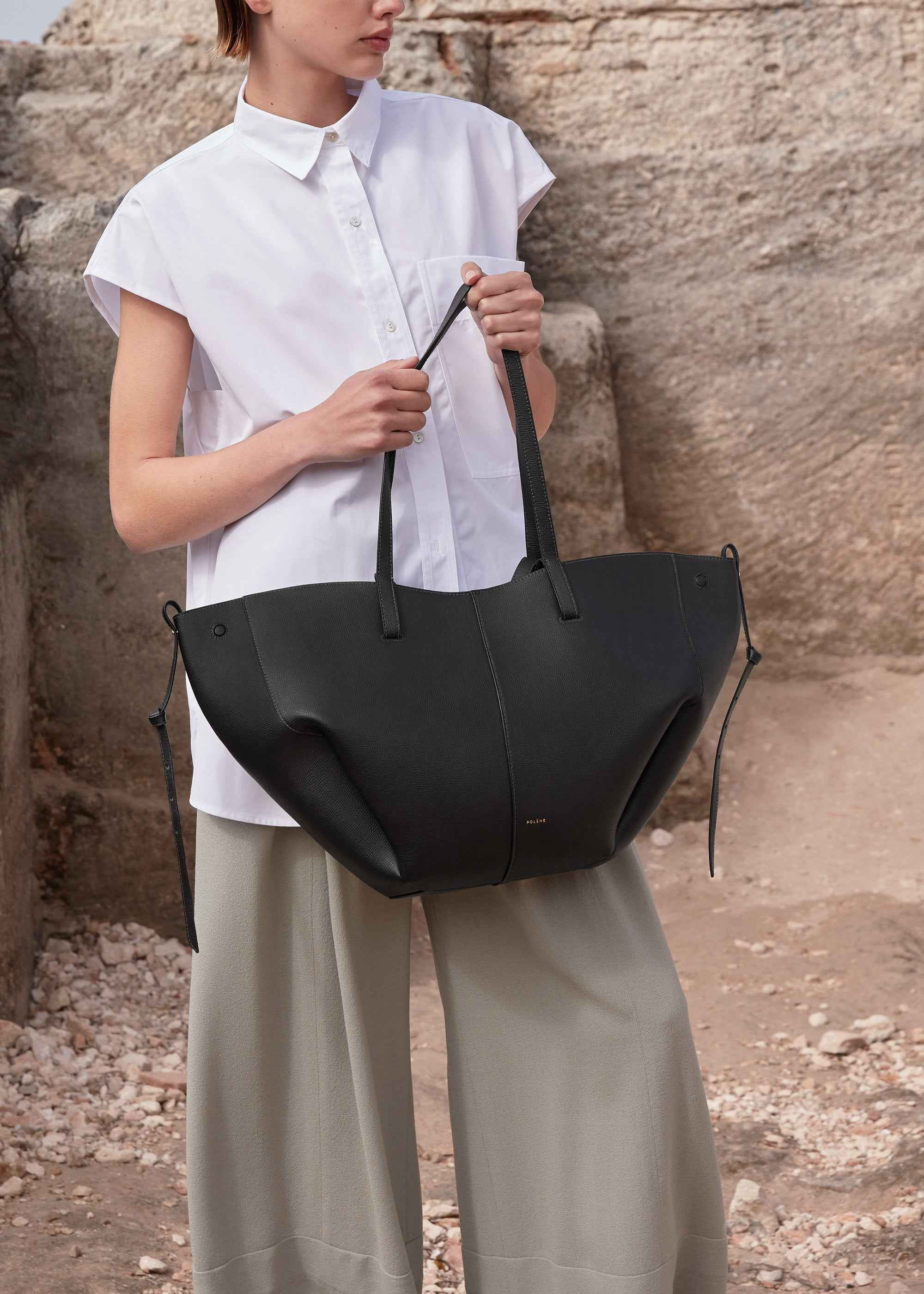 Cyme | WOMEN'S TEXTURED SCULPTURED MIDI CASUAL TOTE BAG