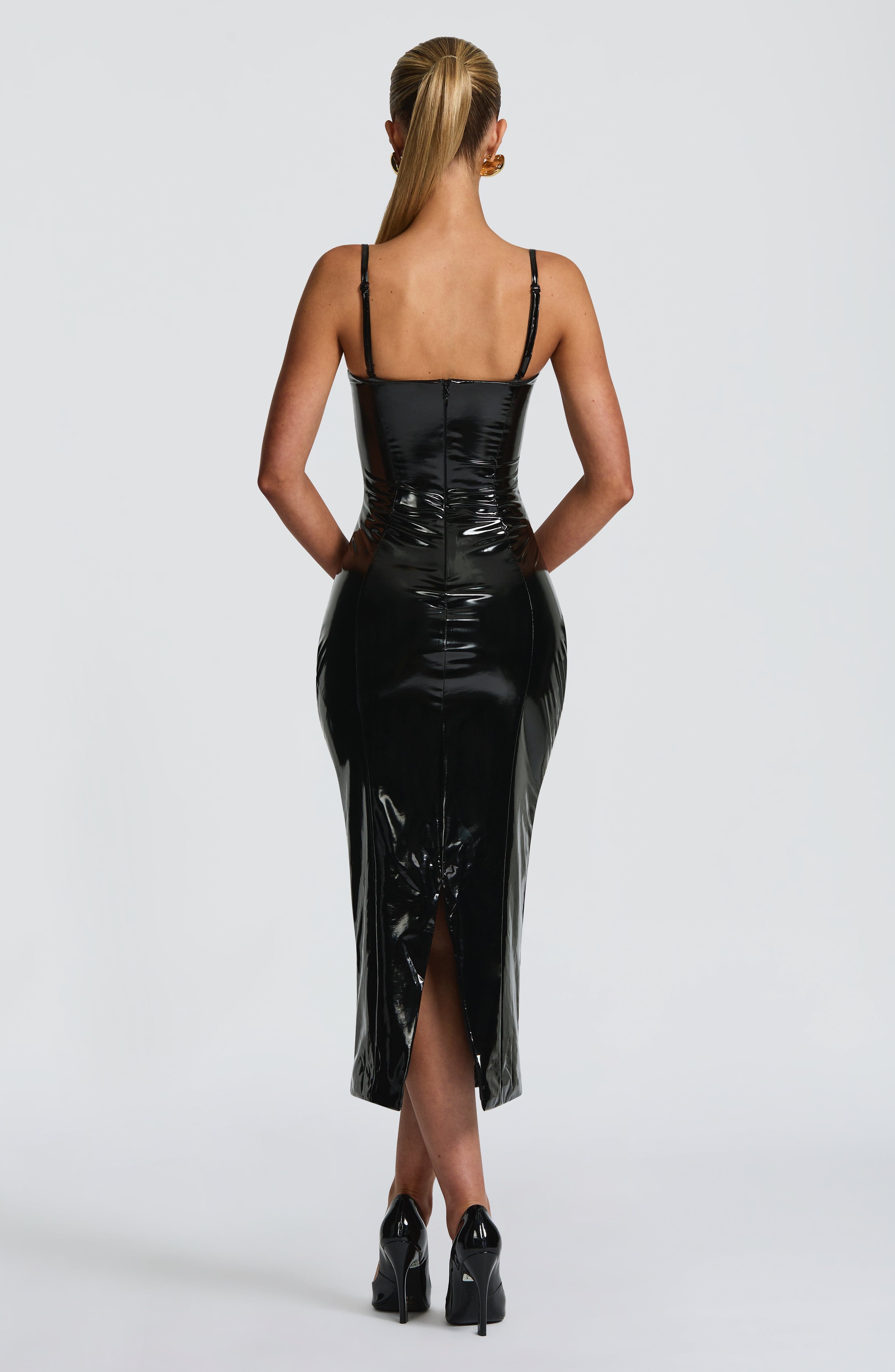Black Amala Knee-Length Dress - ICYBOO