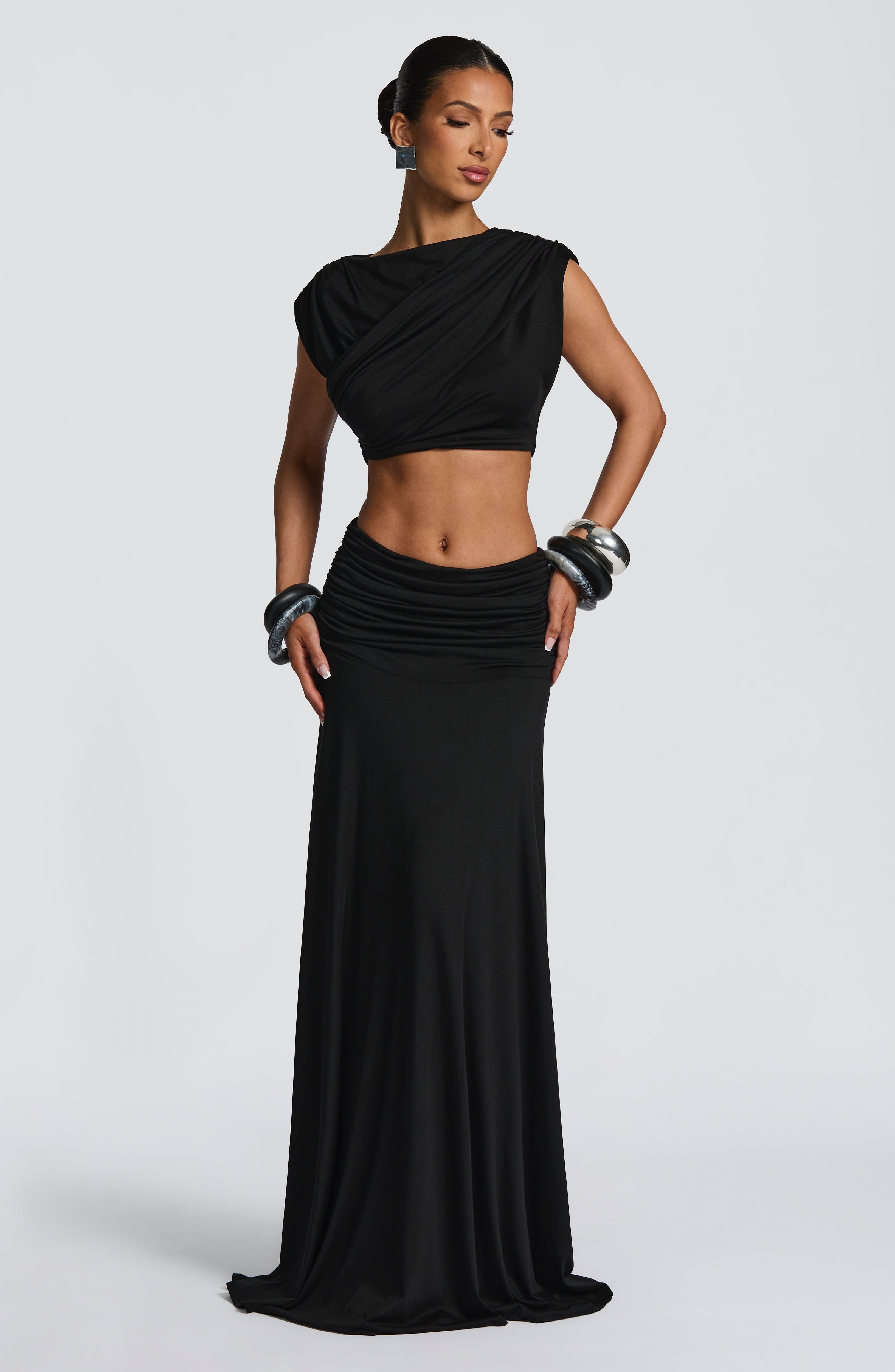 Amara Black Top - ICYBOO