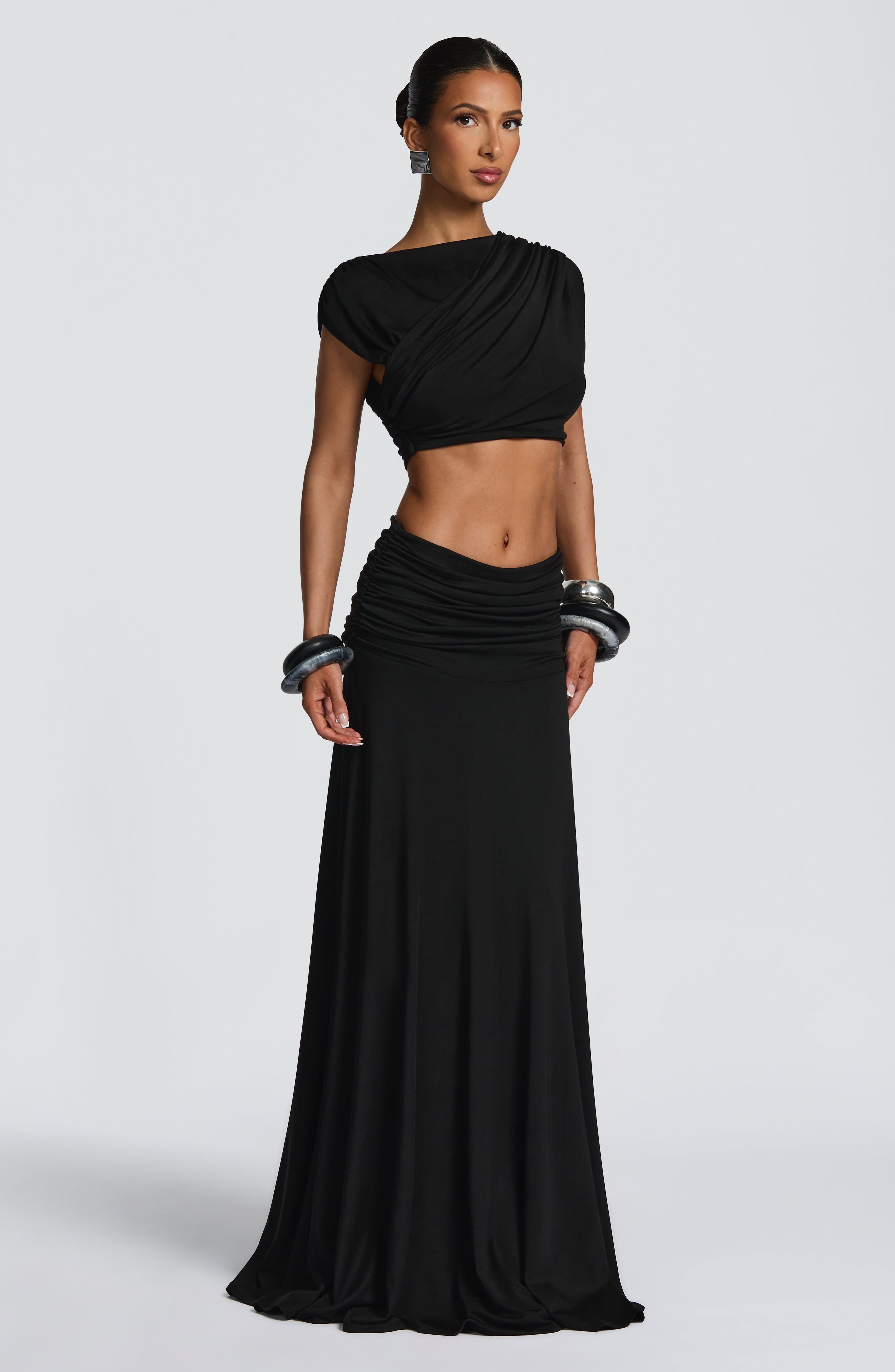 Amara Black Top - ICYBOO