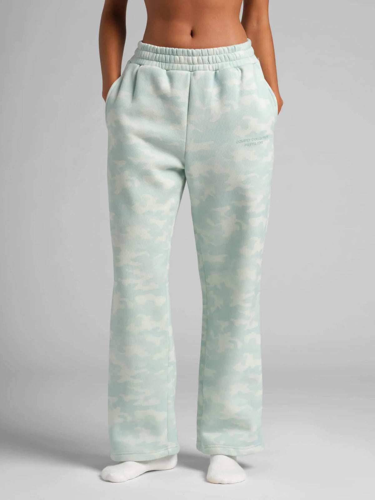 CloudTouch Heavyweight Fleece Camo Straight Leg Sweatpants