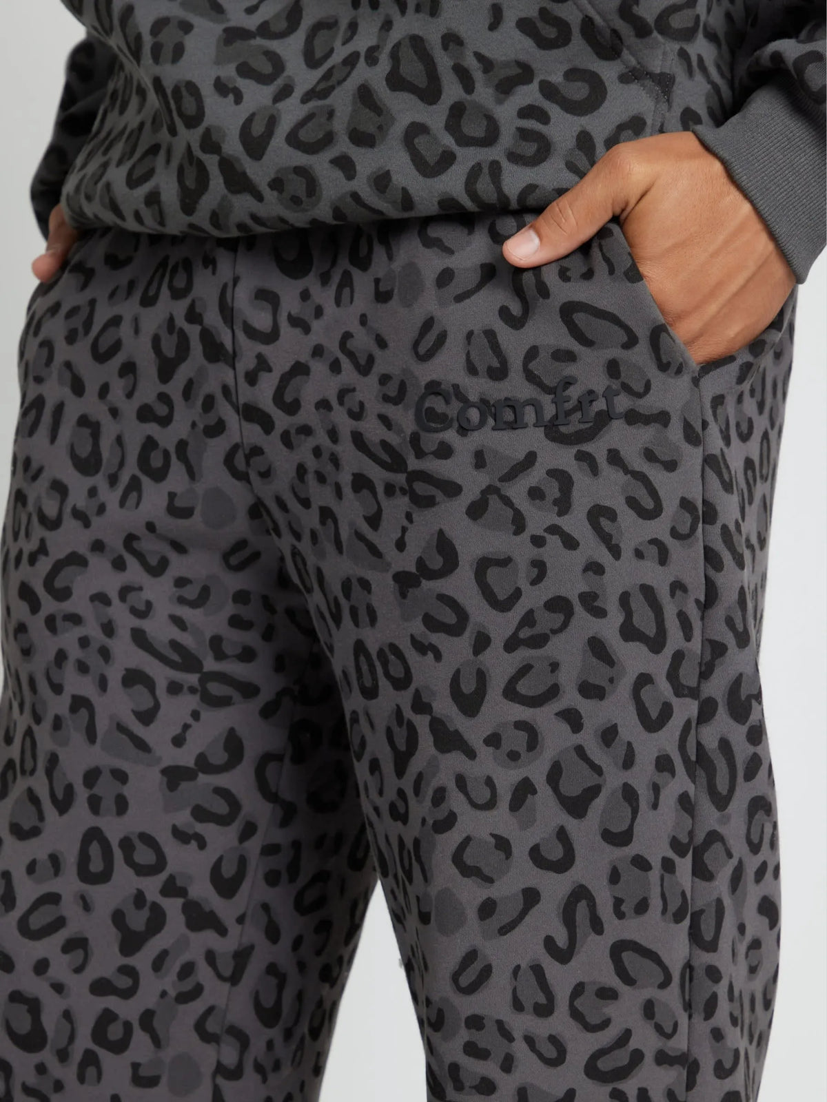 CloudTouch Heavyweight Fleece Minimalist Straight Leg Sweatpants