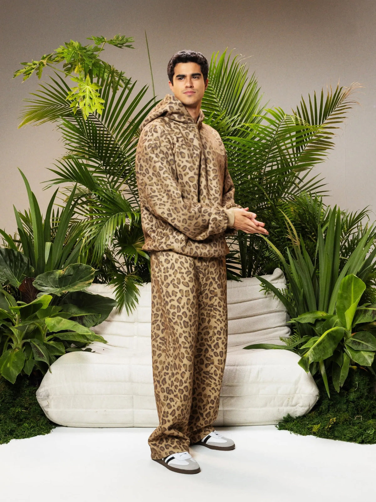 CloudTouch Heavyweight Fleece Minimalist Straight Leg Sweatpants