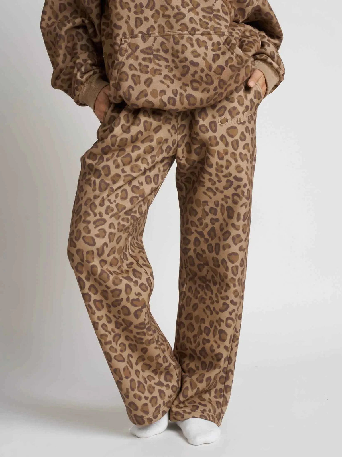 CloudTouch Heavyweight Fleece Minimalist Straight Leg Sweatpants