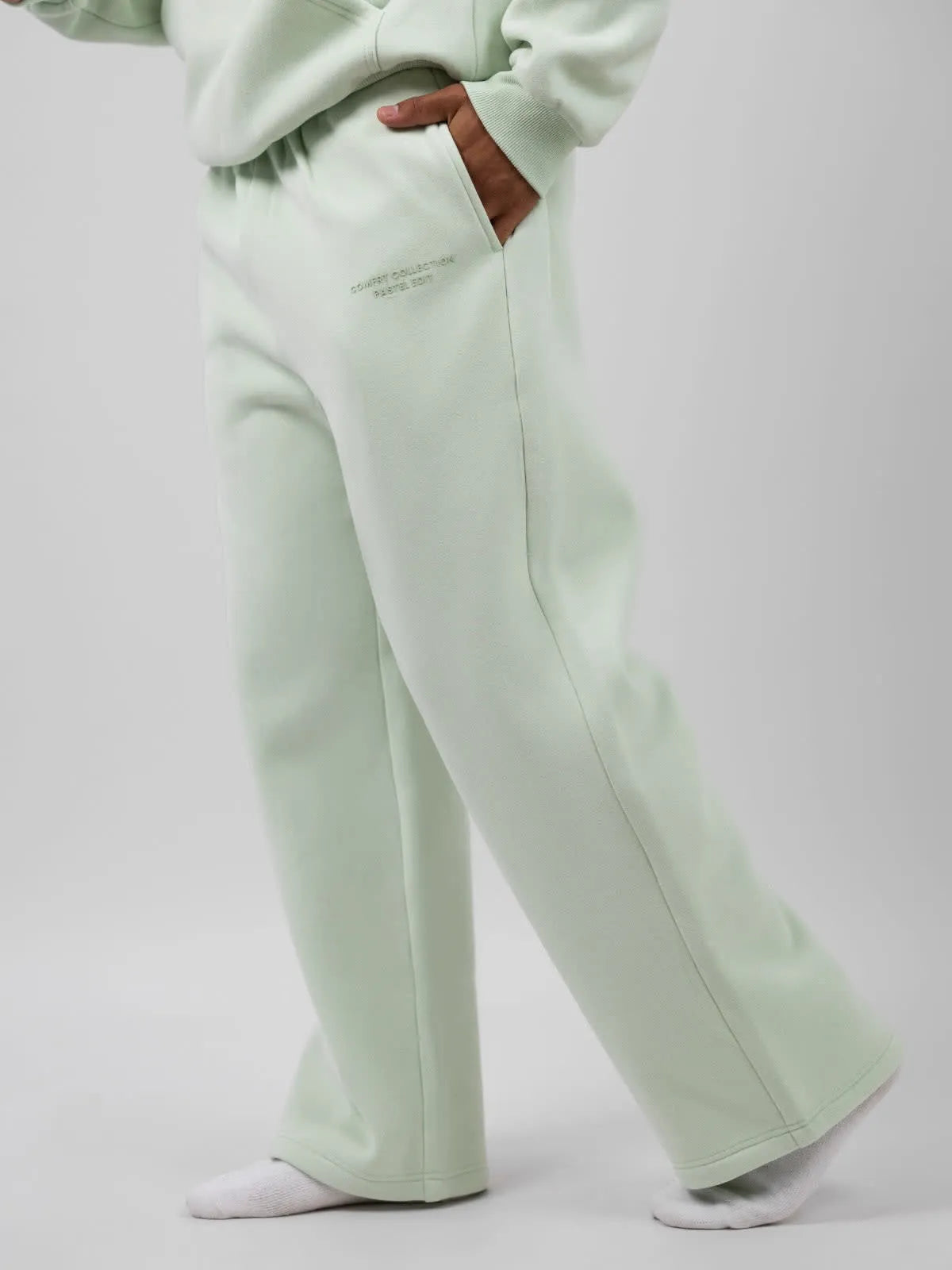 CloudTouch Heavyweight Fleece Pastel Straight Leg Sweatpants