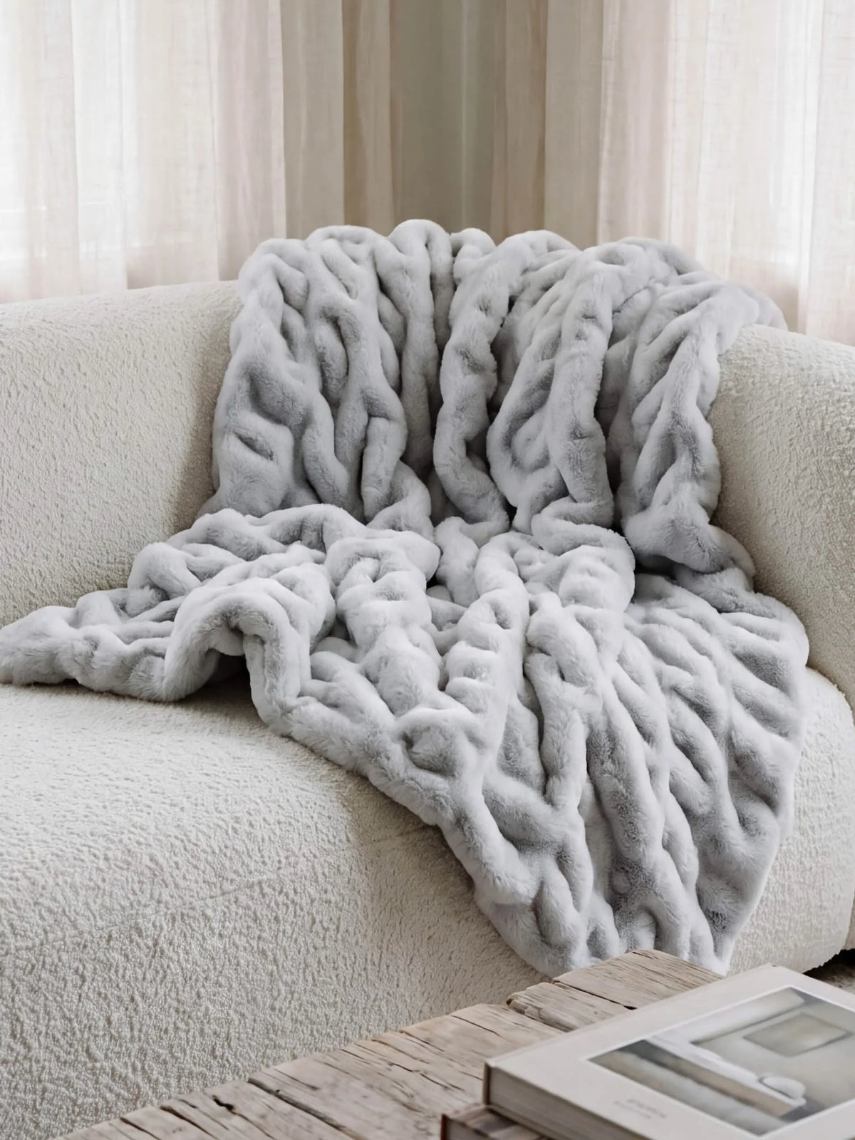 Dreamer Plush Throw Blanket