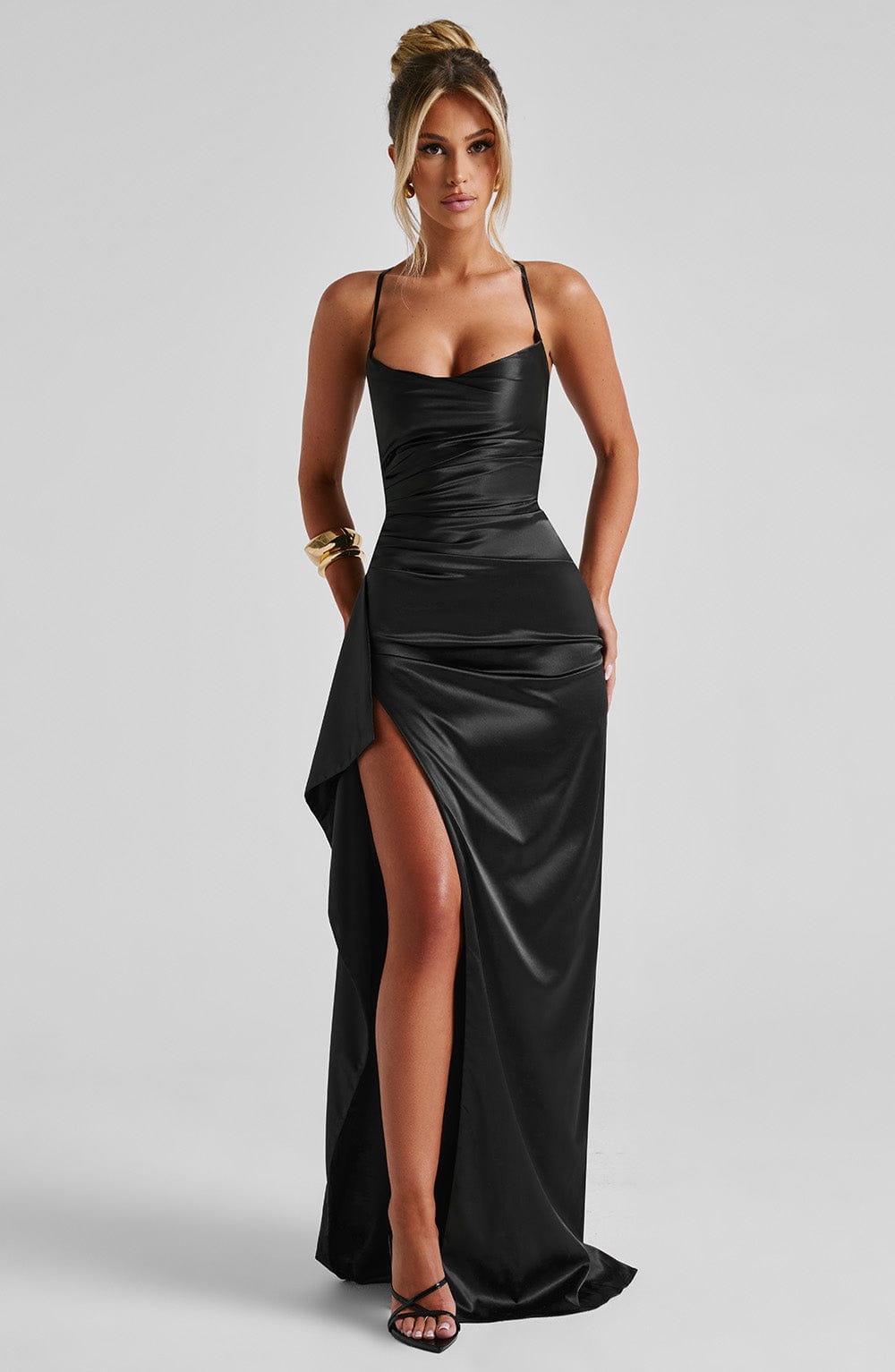 Helen Black Maxi Dress - ICYBOO