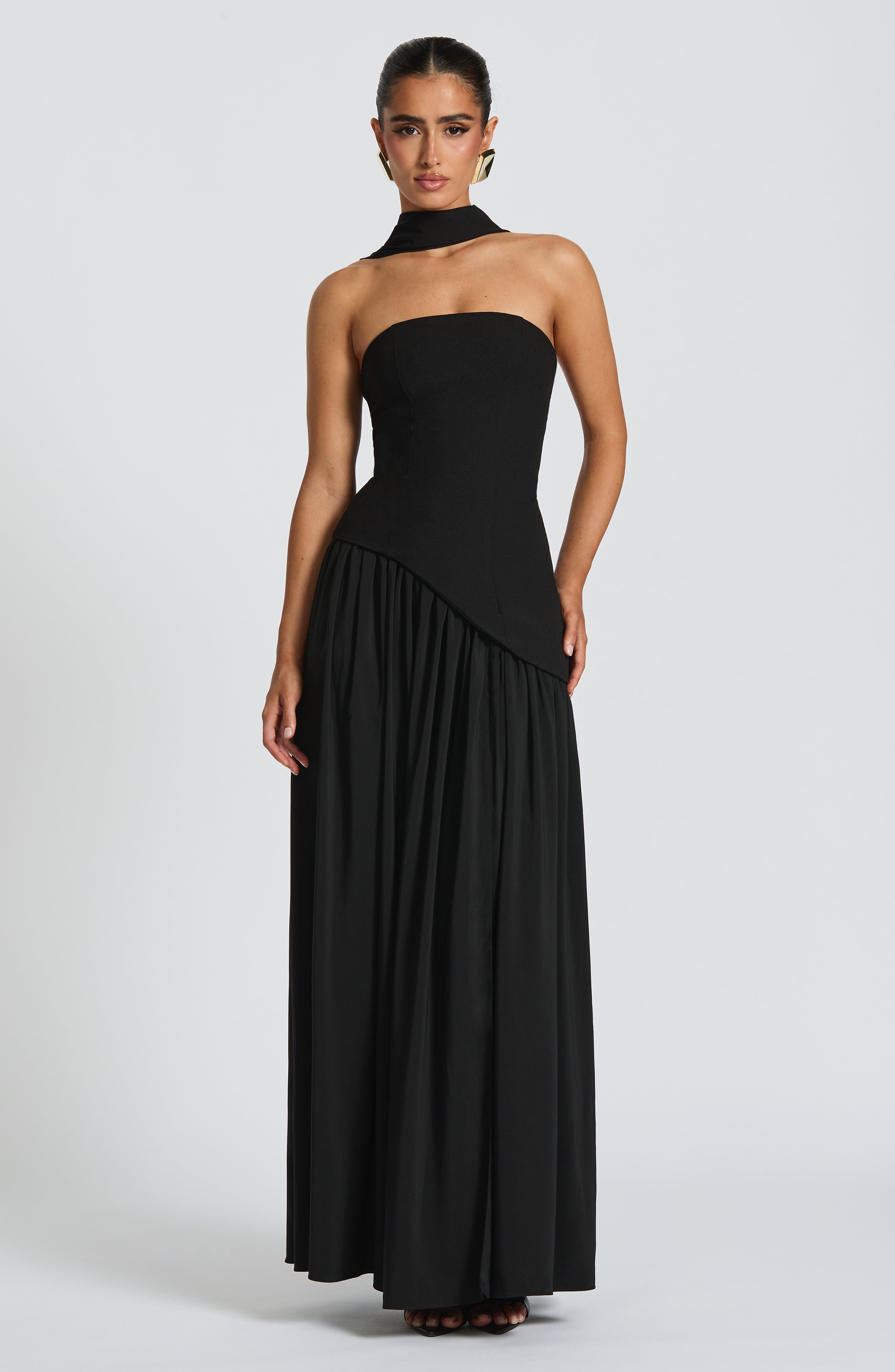 Maliyah Black Maxi Dress - ICYBOO
