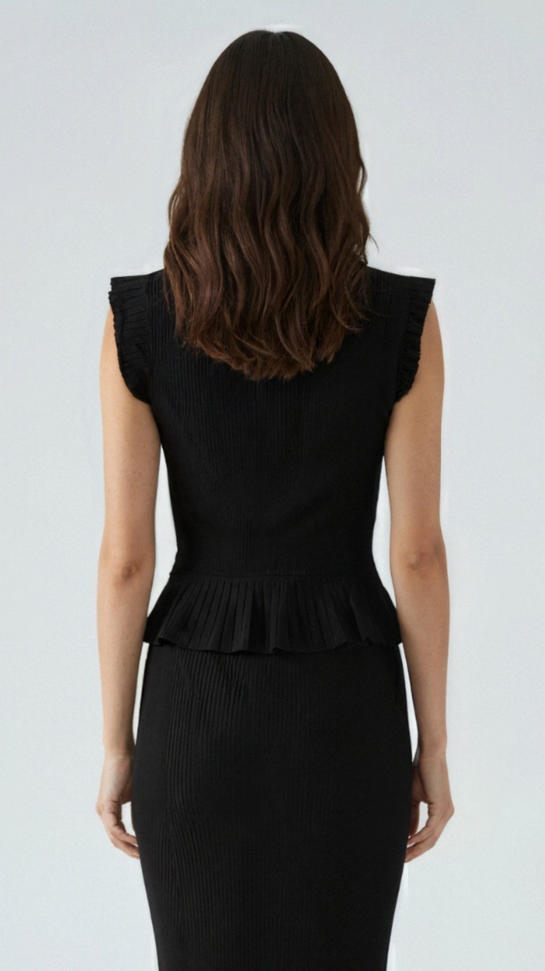 Carol Ruffled Ribbed Knit Blouse